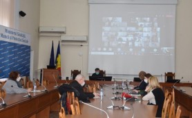Lucrătorii medicali din țară sunt instruiți cu privire la implementarea vaccinului anti-COVID-19